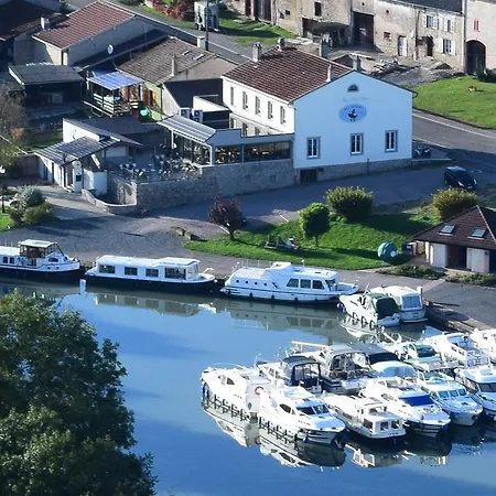 Domaine Du Port Sainte Marie Maizieres-les-Vic