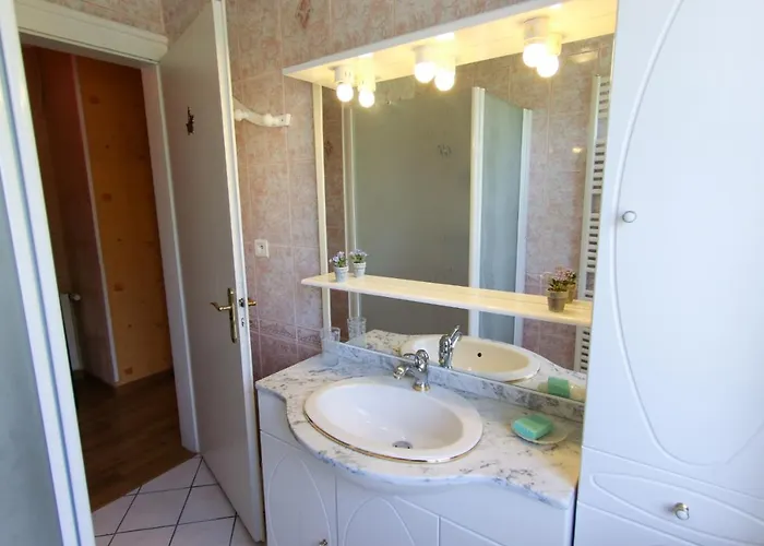 Domaine Du Port Sainte Marie Maizieres-les-Vic